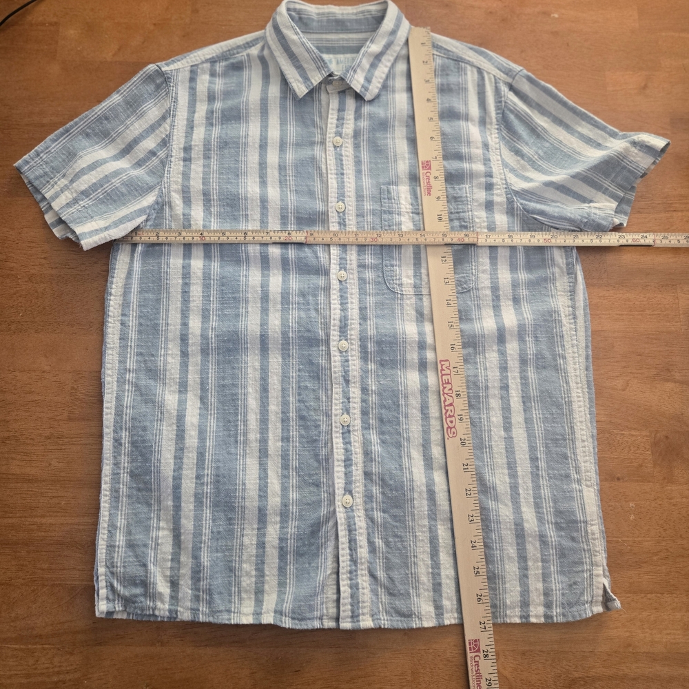 American Eagle Outfitters Light Blue and White Striped Shirt. Size Med